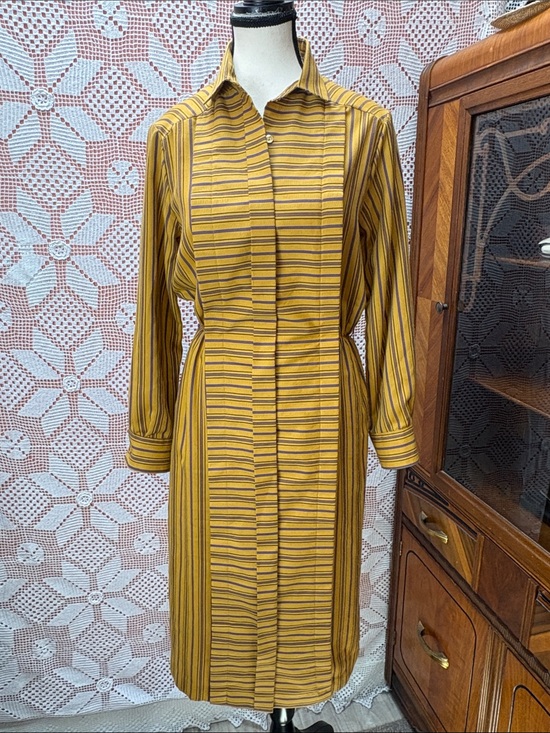 Dresses & Skirts - Vintage 1970s Above Cherish Striped Midi Dress – Petite